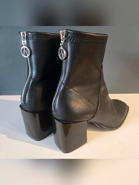 Wishbone💫 Block Heel Ankle Boots Sz7